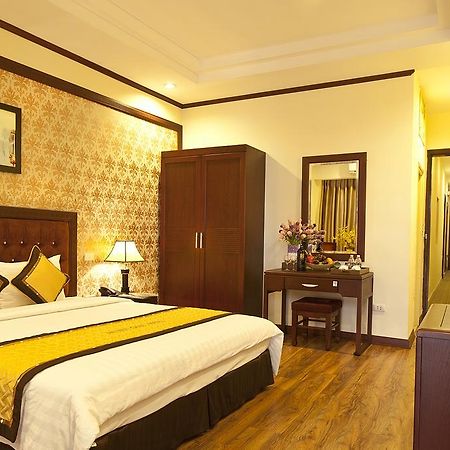 Huyen Chau Hotel Ханой Екстериор снимка